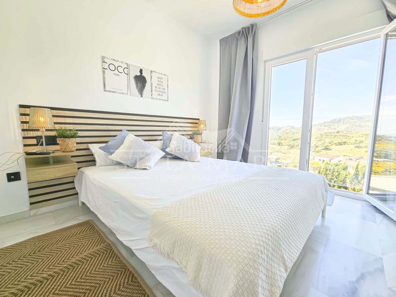 Foto 6bf28a62-e0b9-42c1-bbd5-00c5b1e807ee. Casa adossada amb aparcament a Avda Pescia - Ctra de Frigiliana Nerja