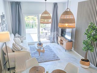 Semi detached house in Avda Pescia - Ctra de Frigiliana. Chalet adosado con vistas al mar y montaña en nerja, málaga, cos