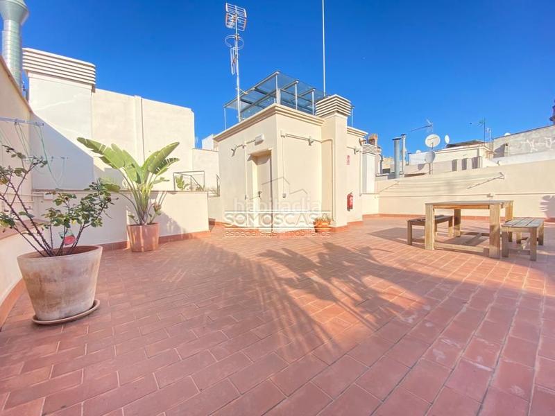 Foto b8e8b9a3-c710-429a-ace0-169365ff29d0. Rent flat with heating in Gòtic Barcelona