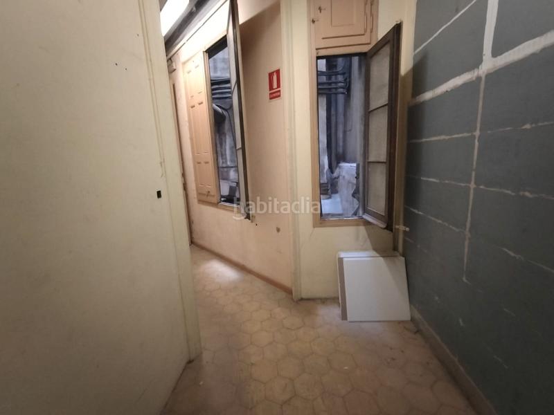 Foto c8114001-e4e9-4954-bf34-5d1ff8010f74. Location bureau avec chauffage dans Dreta de l´Eixample Barcelona