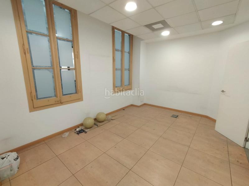 Foto 0bb24238-f0d8-494a-bfa7-e8192d3de0a3. Alquiler oficina en Dreta de l´Eixample Barcelona