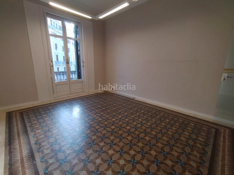 Foto 59aa231b-5736-400d-b7c2-2ddefa1d2024. Miete büro mit heizung in Barri de les Corts Barcelona