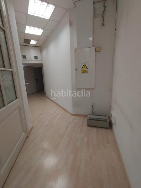 Foto 08ea1e21-db85-416d-be48-72d763b02a07. Rent office space with heating in Barri de les Corts Barcelona
