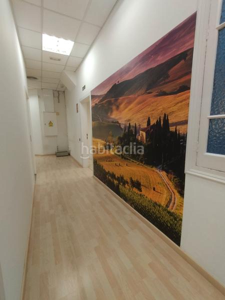 Foto 34ebd3ff-59fc-471c-8771-40a64a15f79c. Rent office space with heating in Barri de les Corts Barcelona