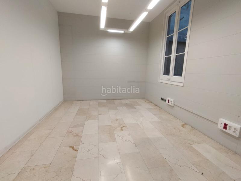 Foto 3ab413e7-9057-4365-88ef-4ce615434c15. Rent office space with heating in Barri de les Corts Barcelona