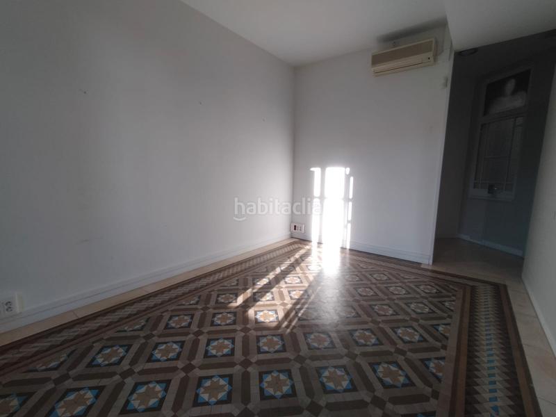 Foto 4e75fb56-e44d-40df-b73d-5d77f5a51801. Rent office space with heating in Barri de les Corts Barcelona