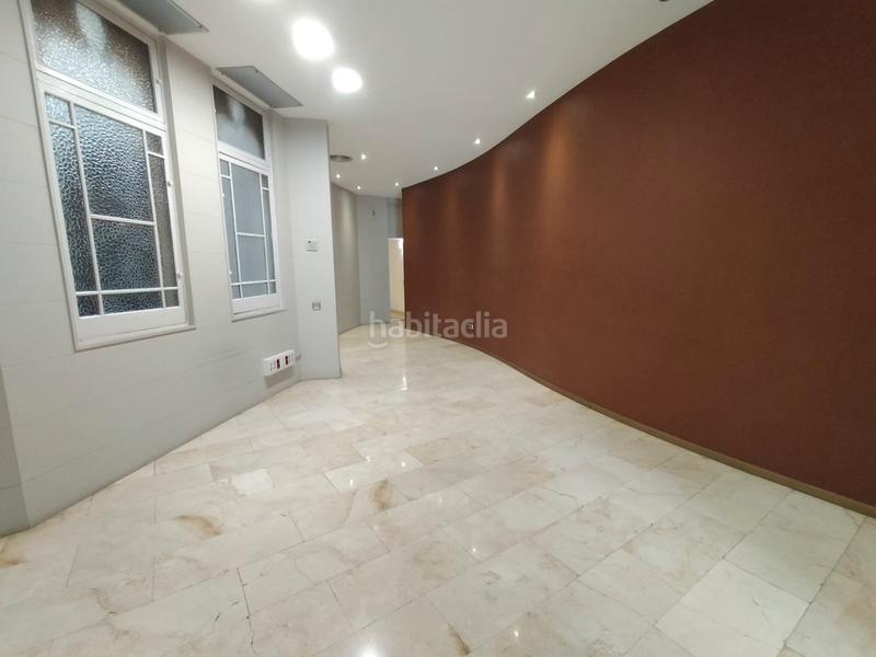 Foto c81dbd82-291c-46b5-ac5a-61b7ee186f6b. Rent office space with heating in Barri de les Corts Barcelona