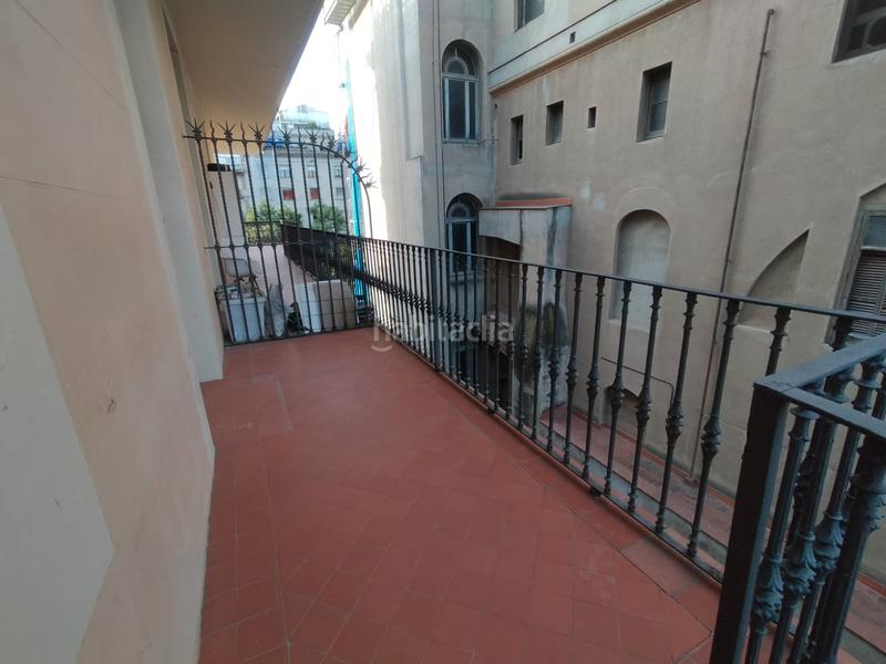 Foto df9ace5f-c222-4b5f-b5bb-1e930e9af063. Rent office space with heating in Barri de les Corts Barcelona