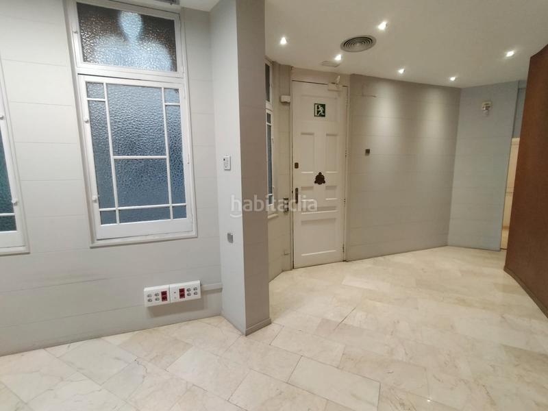 Foto e17cc7f3-fe9c-44c3-b177-e6073a4e3a1d. Rent office space with heating in Barri de les Corts Barcelona