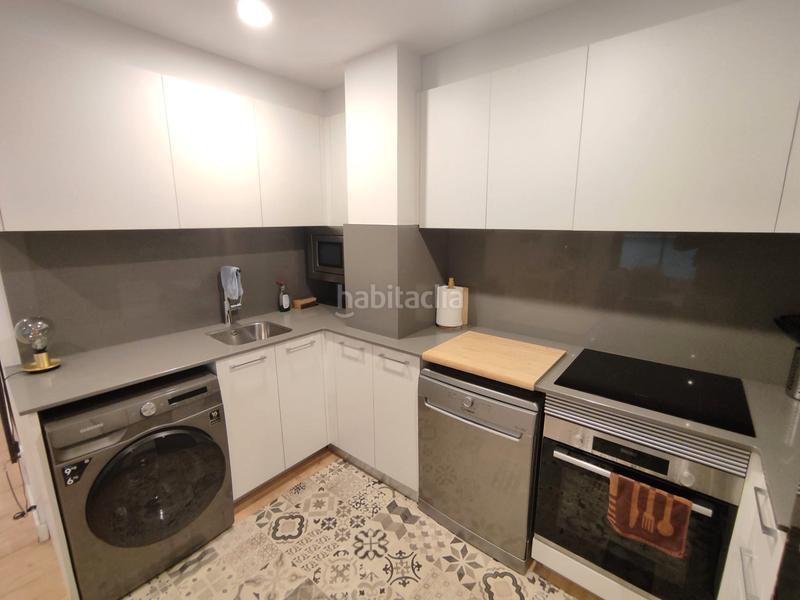 Foto 8dbbd2cf-ae3a-4d1b-93da-d54e0a94d8d5. Flat with heating in Mercat Rubí