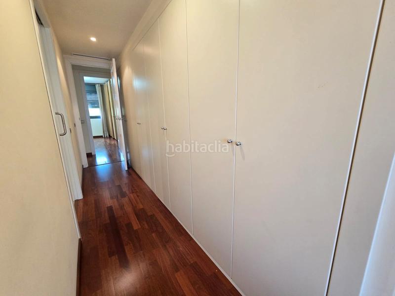 Foto 380e7c33-2e23-4584-84ae-9b92b9df4dc0. Rent flat with heating parking pool in Fontsanta-Fatjó Cornellà de Llobregat