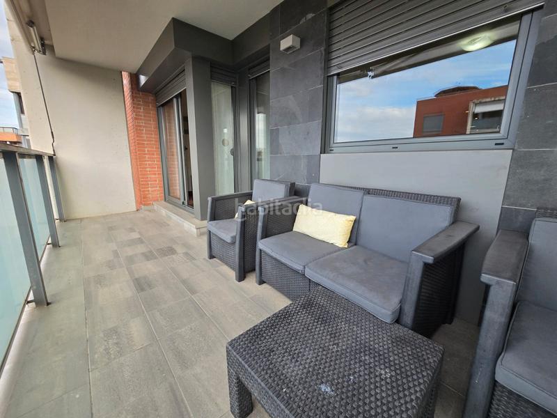 Foto 9beef599-d174-406b-add0-e7714cd697c6. Rent flat with heating parking pool in Fontsanta-Fatjó Cornellà de Llobregat