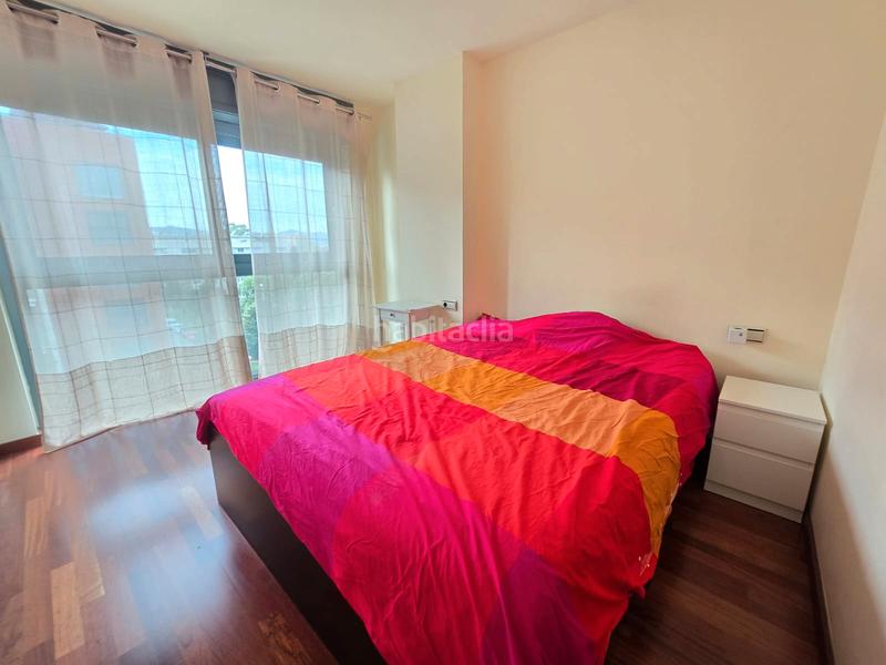 Foto b3eacba3-ec93-4f73-805a-dabf4bb0799d. Rent flat with heating parking pool in Fontsanta-Fatjó Cornellà de Llobregat