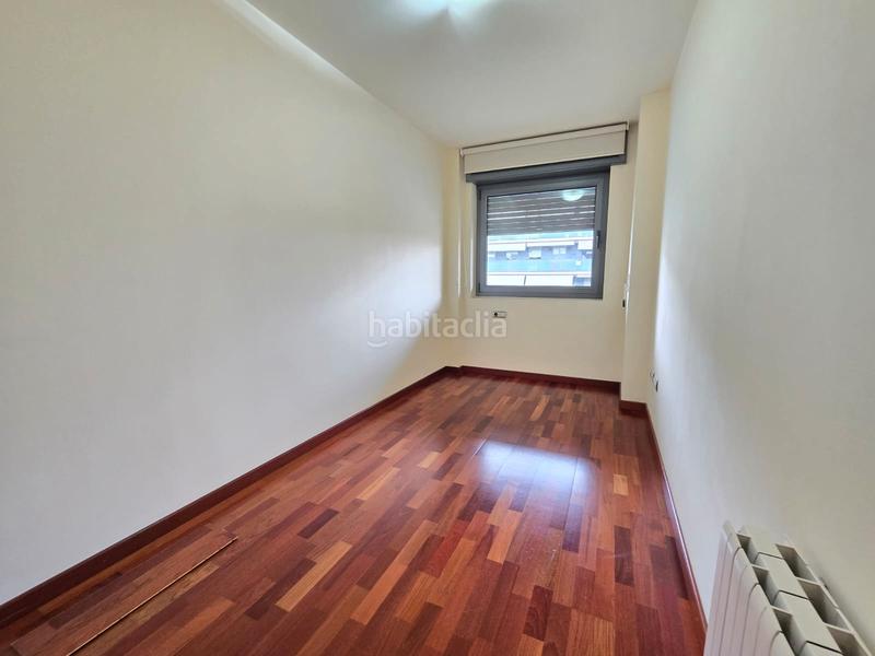 Foto 458e1670-6fac-4276-a94e-d1bbde5f8255. Alquiler piso en Fontsanta-Fatjó Cornellà de Llobregat