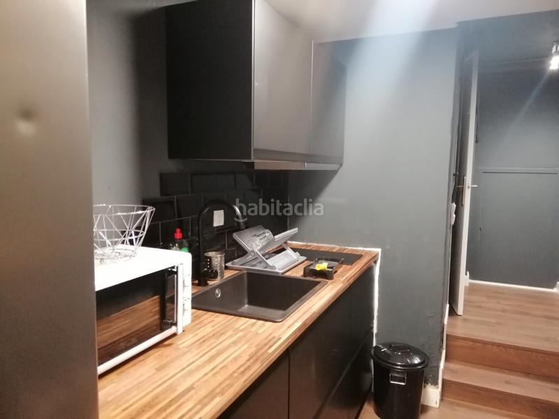 Foto 60bf7ce3-5daf-424e-9314-e20f52eab255. Flat in El Camp de l´Arpa del Clot Barcelona