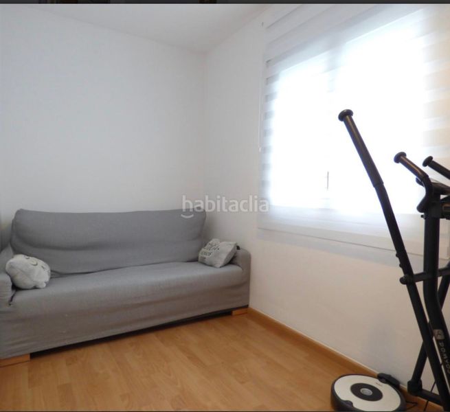 Foto 89a4c539-7c1d-46b2-a4a5-2f11923115c2. Pis amb aparcament a Centre Salt