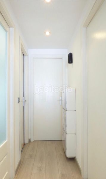 Foto e08abdf4-03af-4dfc-99e7-a633c39cb41d. Pis amb aparcament a Centre Salt