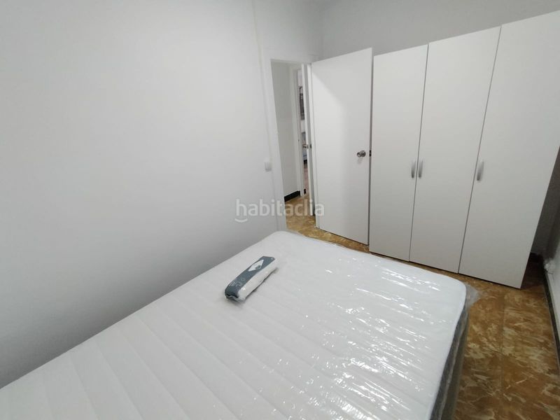 Foto 50c9e03a-0c64-4151-a432-3d1155a61e2e. Pis a Raval Barcelona