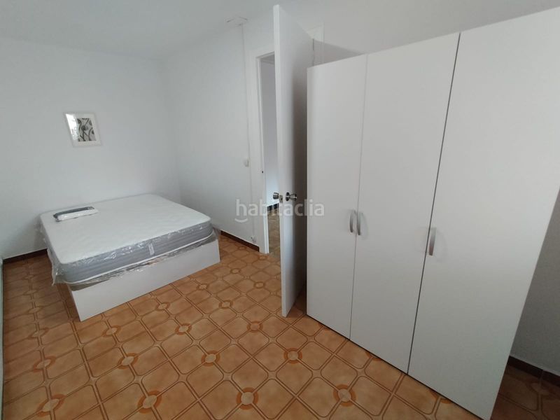 Foto 6bb1dd1a-03b0-4402-8173-b6dd743ab7ae. Pis a Raval Barcelona