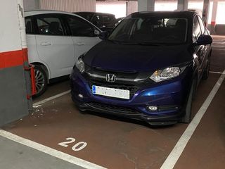 Lloguer Aparcament cotxe  N/a