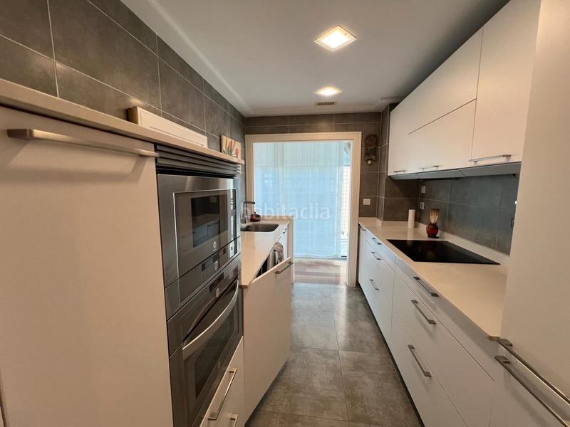 Foto 3fb233d5-c7ef-4753-b5d6-16ef00a56b2f. Alquiler apartamento en leizaola lehendakariaren kalea 19 fabuloso apartamento en plaza de euskadi en Bilbao