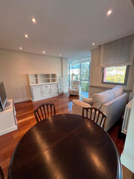 Foto 2156a111-d081-435d-b9ab-aa9f17b9933c. Miete appartement in leizaola lehendakariaren kalea 19 in Bilbao