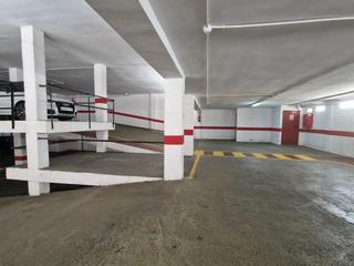 Parking coche en San rafael 2. Plaza de garaje en centro histórico