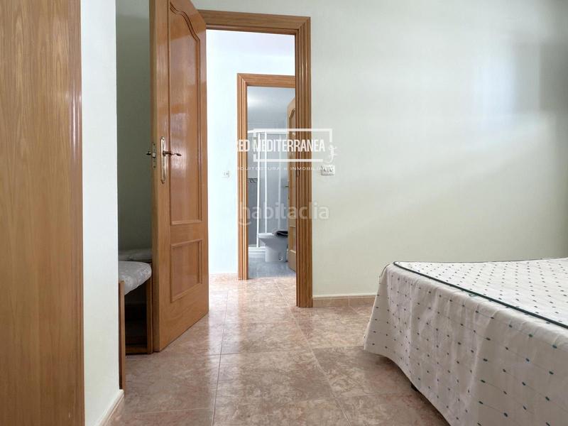 Foto 77c56135-73da-4046-bd1f-7fe724fa3428. Apartamento  en primera linea playa en Gandia