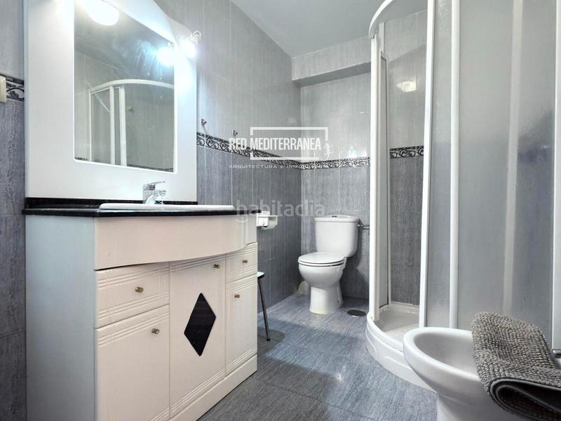 Foto a7d43a29-e4fd-42f2-9311-c6935c87138b. Apartamento  en primera linea playa en Gandia