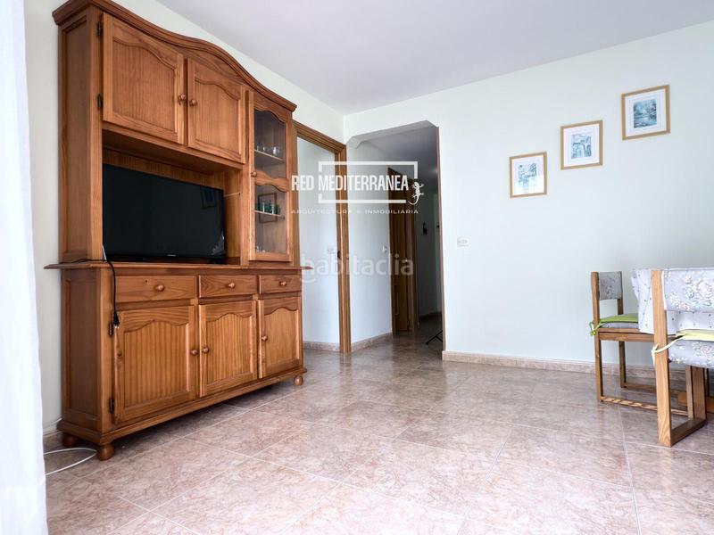Foto a971d505-e8a5-4bd2-b7f2-9e96858799aa. Apartamento  en primera linea playa en Gandia