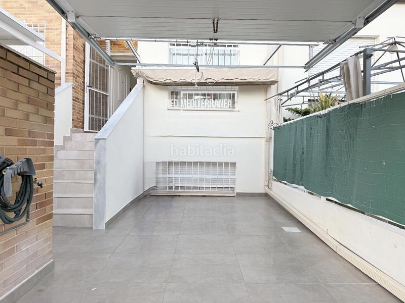 Foto 2ea0850d-3694-4d06-b46a-123d9f3a353a. Semi detached house with parking pool terrace in Park Nord - Casona Gandia