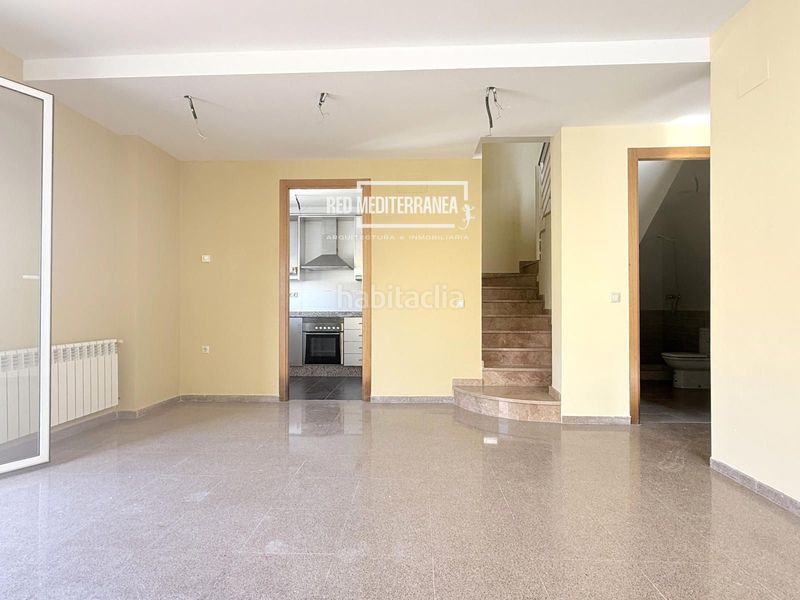 Foto 4725997e-6a59-4c3d-9549-227cdab8893d. Casa adossada amb piscina a Castelló de Rugat