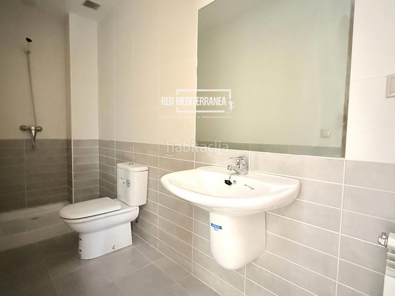 Foto d9898e19-a72b-4aa0-b553-1021546fe18b. Casa adossada amb piscina a Castelló de Rugat