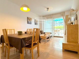Apartment  Universitat de la. Apartamento con terraza y piscina comunitaria en grao de gandía