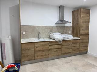 Edificio in Llefià. Dos edificios colindantes en venta en badalona