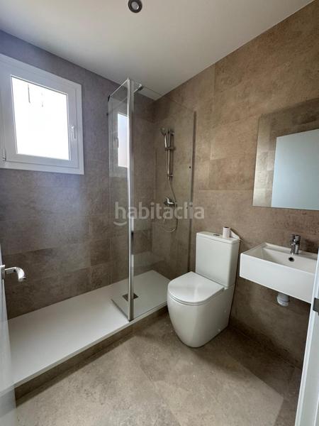 Foto 9f383e84-9bae-41cf-8b06-6bbfd4fa754c. Edificio in Llefià Badalona