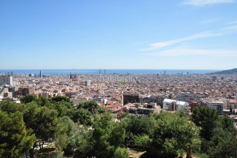 Foto 254b1593-66b0-4ae3-8354-0a4ff5bcdfa6. Edificio in Putget - Farró Barcelona