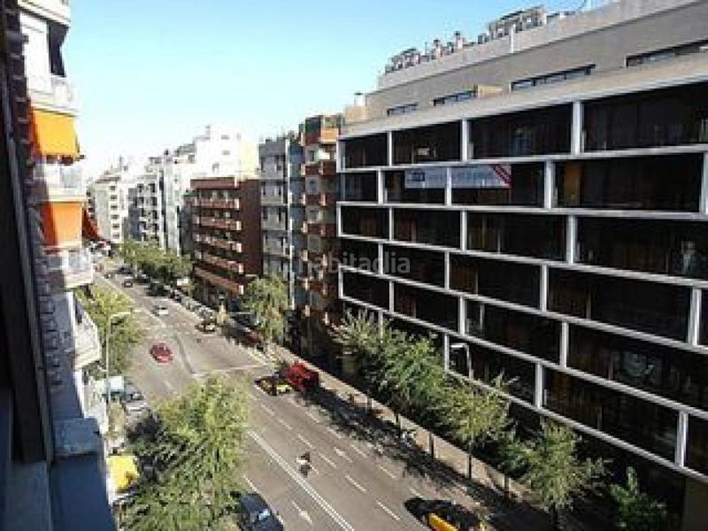 Foto bf50f88a-8dc2-4fc0-88d1-6d86c913ed33. Edificio in Putget - Farró Barcelona