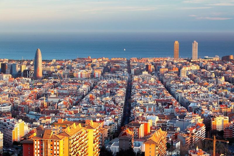 Foto 912d01eb-756c-4455-9807-87f85d1daab2. Edifici a La Nova Esquerra de l´Eixample Barcelona
