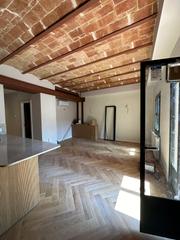 Pis a Gtic. Piso reformado en el gotico  barcelona
