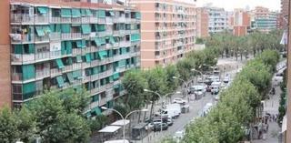 Pis a Llefià. Piso exterior en venta en badalona