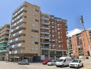 Pis a Llefià. Piso exterior en venta en badalona