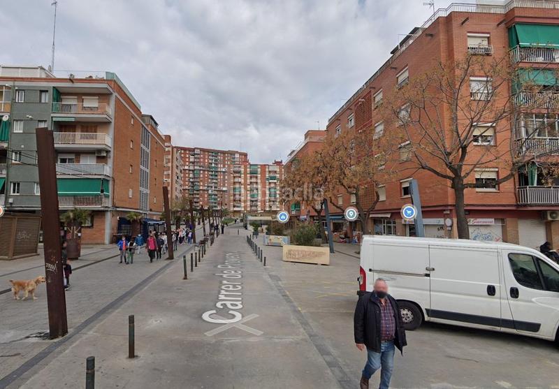 Foto a27f2967-8753-4f40-a770-f750806d8f26. Piso  exterior en venta en Llefià Badalona