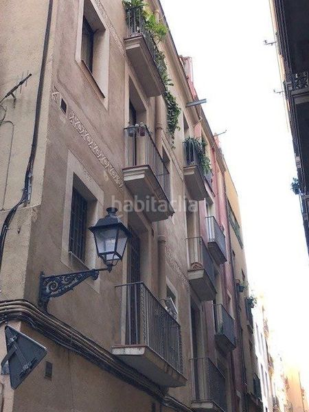 Foto 2400358c-ad27-4a8e-9b08-ceed3c822c25. Lloguer edifici a Gòtic Barcelona