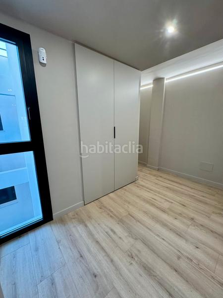 Foto 820c30e1-4ed7-477c-ba37-cd01b02afce0. Rent penthouse with heating in Riu Sud Santa Coloma de Gramenet