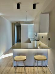 Miete Dachwohnung in Riu Sud. Atico en alquiler temporal en santa coloma de gramanet edificio