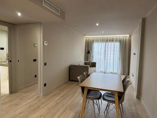 Location Appartement à Riu Sud. Piso en alquiler temporal en santa coloma de gramanet edificio d