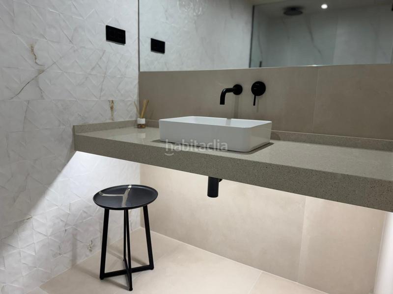 Foto 5ce89cdc-4d33-42dc-9be3-7f865d59b929. Location appartement avec chauffage dans Riu Sud Santa Coloma de Gramenet