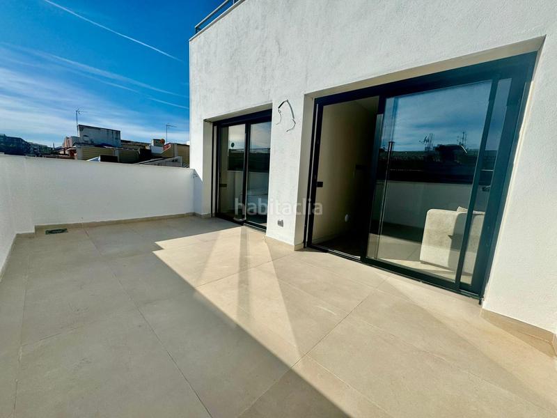 Foto b5ff5d06-e9c1-46d1-aa27-cfa5779c315a. Alquiler ático atico con terraza en alquiler temporal en santa coloma de gramanet edificio de obra nueva en Santa Coloma de Gramenet
