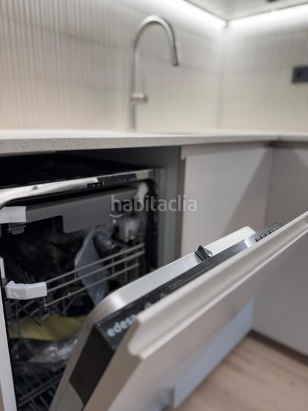 Foto 92dde9b5-9791-4000-ad2c-214ad036840e. Location attique avec chauffage dans Riu Sud Santa Coloma de Gramenet